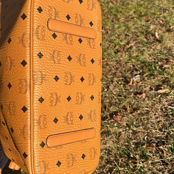 MCM Michael Cromer Munich Reversible Tote - Picture 8 of 13